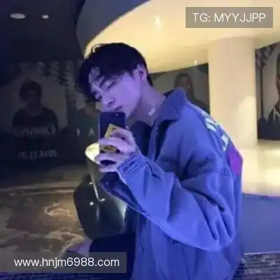 屈芸纯